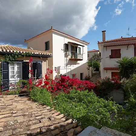 Anneta House