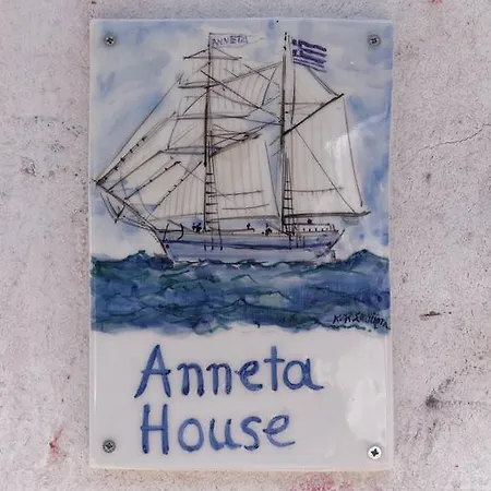 Semesterbostad Anneta House